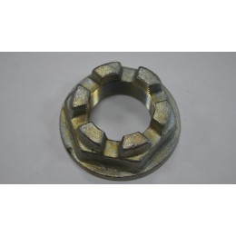 Гайка хвостовика М42 374964 МАЗ