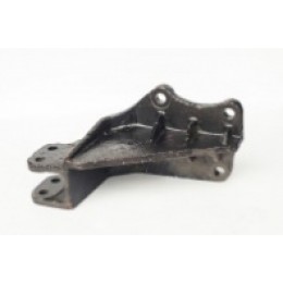 Кронштейн правый 1220-4605091-Б1