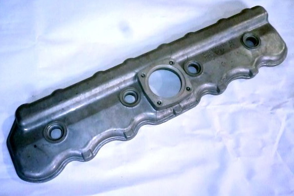 240-1003122. Клапанная крышка мтз 82. Крышка клапанов мтз 80. Проставка клапанной крышки д-245. 240-1003122-б.